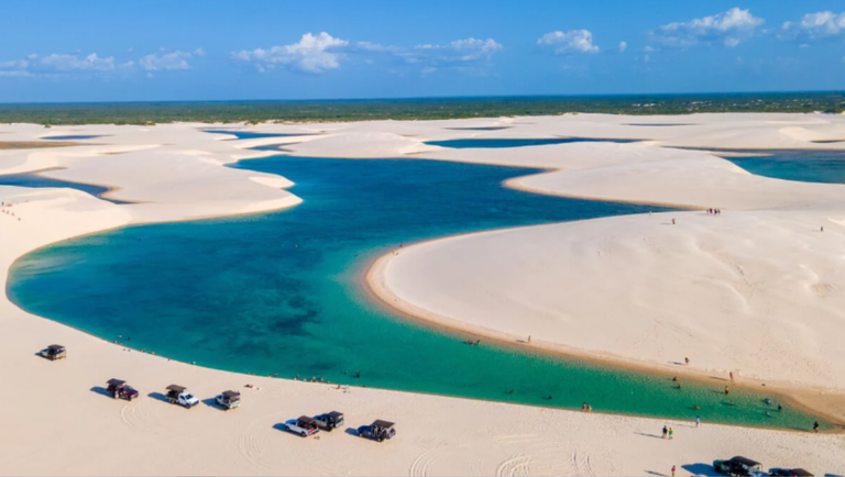 Dunas e lagoas dos Lençóis Maranhenses