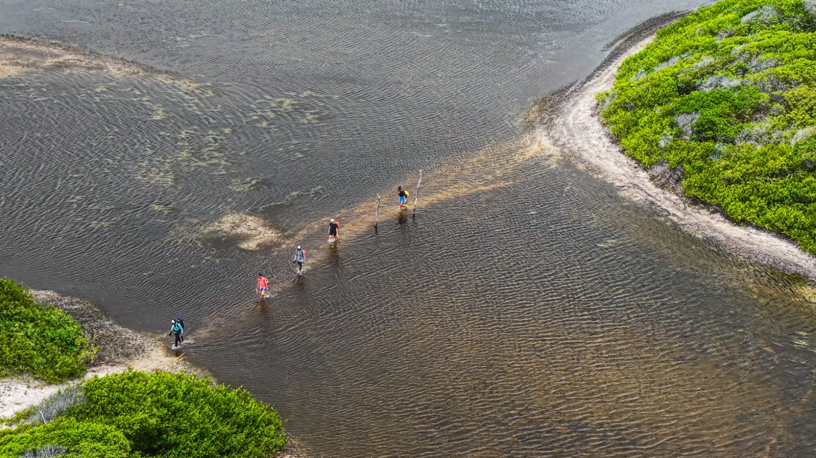 Travessia a pé nos Lençóis Maranhenses: roteiro de encantos